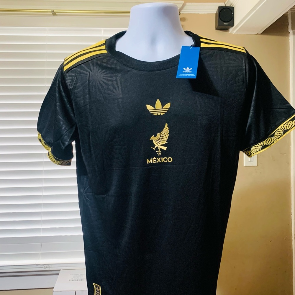 Black and Gold Mexico Jersey size S,M,L,XL,2XL,3XL,4XL .